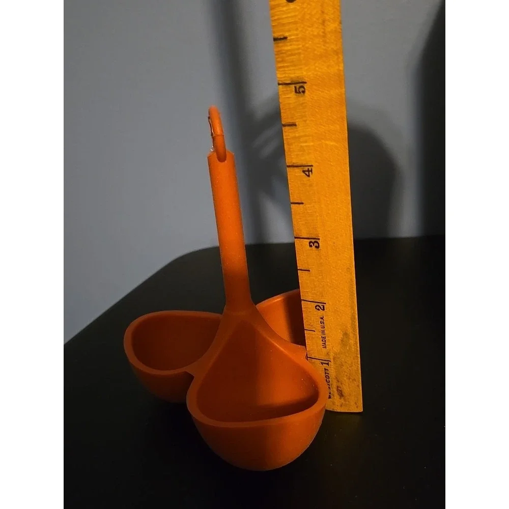 3 Hole Egg Holder Silicone Egg Steamer Home Cooking Utensils High Eggs Ware Tray